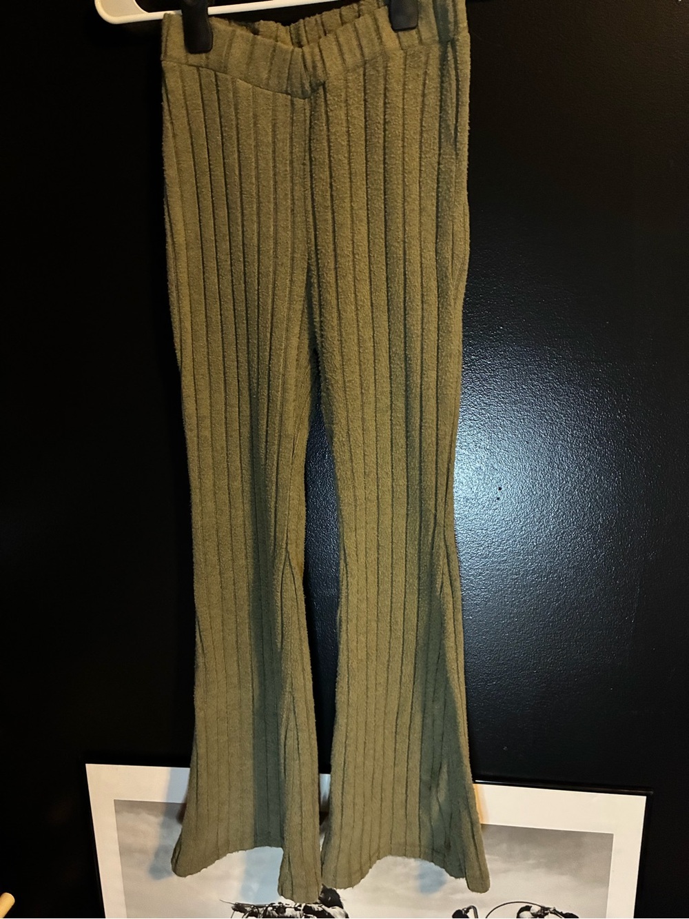 Kids Olive Ribbed Knit Flare Pants